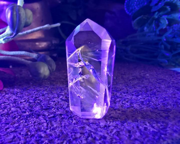 Ponta de Cristal Powelite (Brilha na Luz Negra UV) RARO 10g