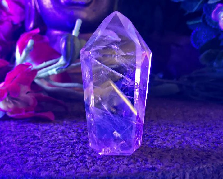 Biterminado de Cristal Powelite (Brilha na Luz Negra UV) RARO 24g