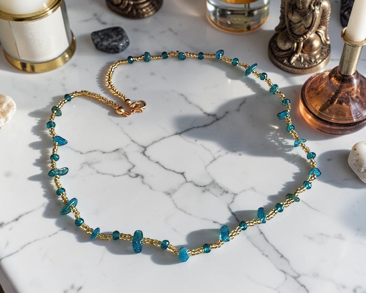 Colar de Apatita Azul e Cristal Especial