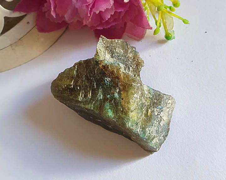 Labradorita Bruta Iridescente 34g