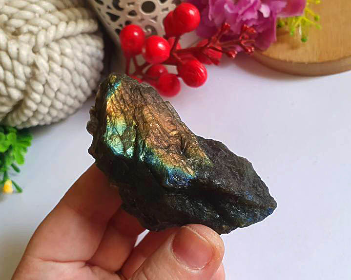 Labradorita Bruta Iridescente 114g