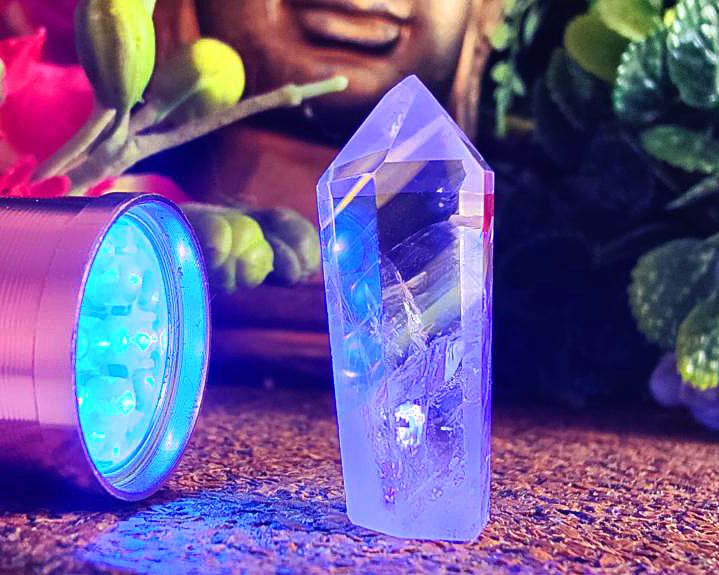 Ponta de Cristal Powelite (Brilha na Luz Negra UV) RARO 10g