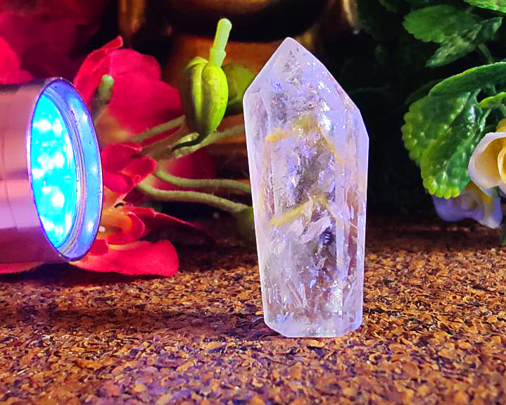 Ponta de Cristal Powelite (Brilha na Luz Negra UV) RARO 14g