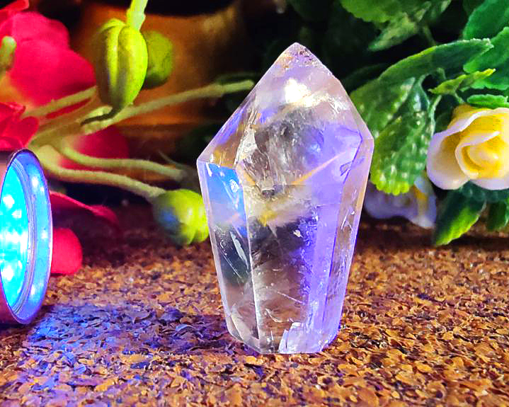 Ponta de Cristal Powelite (Brilha na Luz Negra UV) RARO 20g