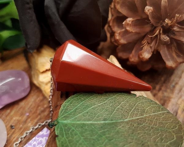 P&ecirc;ndulo de Jaspe Vermelho 